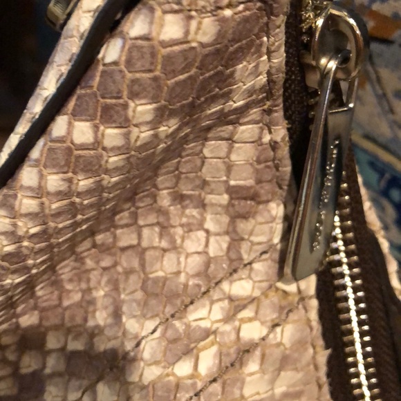 Michael kors Bag - Picture 4 of 8